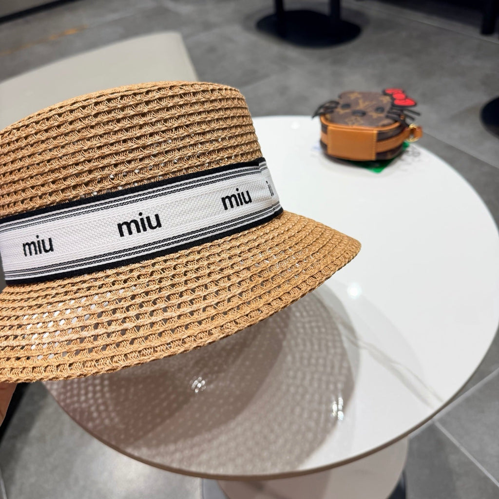 Miumiu Bucket Hat Camel White in Straw 205584