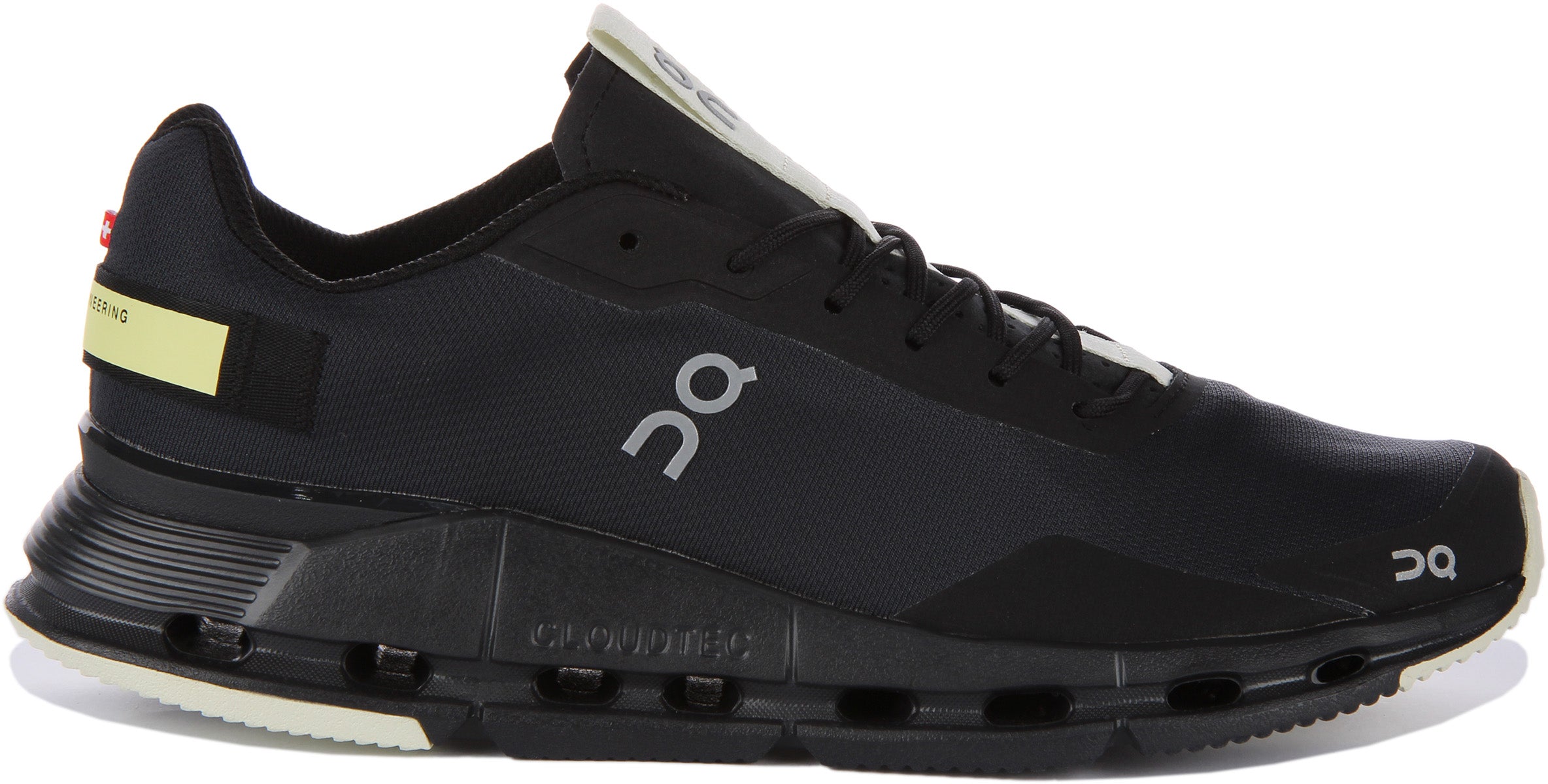 On Running Cloudnova Form In Black For Women