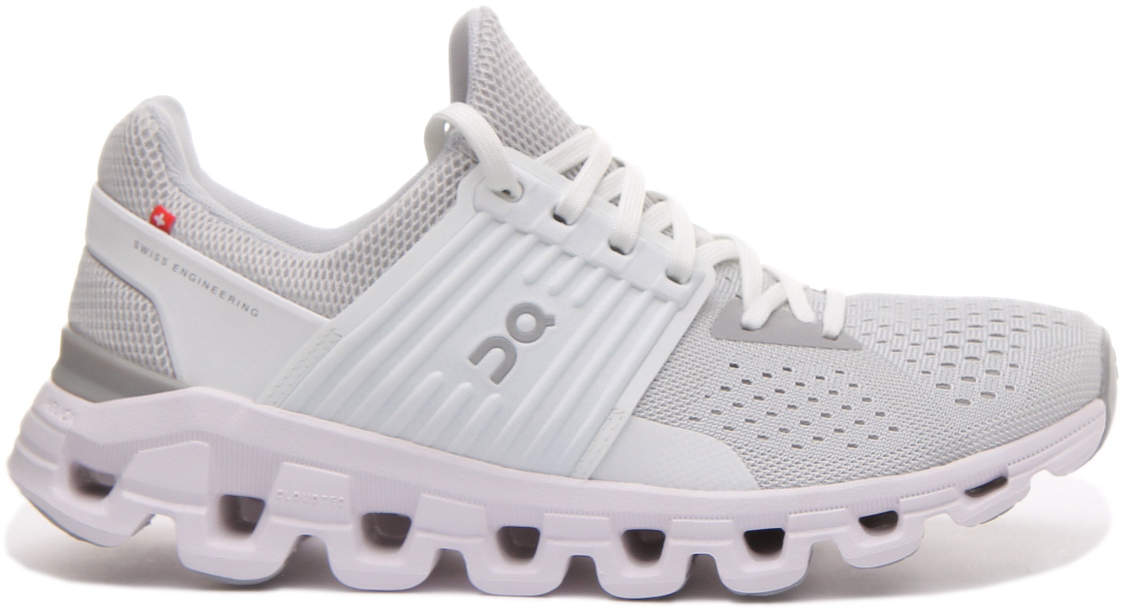 On Running Cloudswift In White For Women
