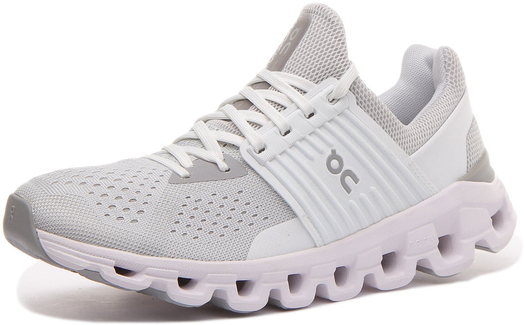 On Running Cloudswift In White For Women