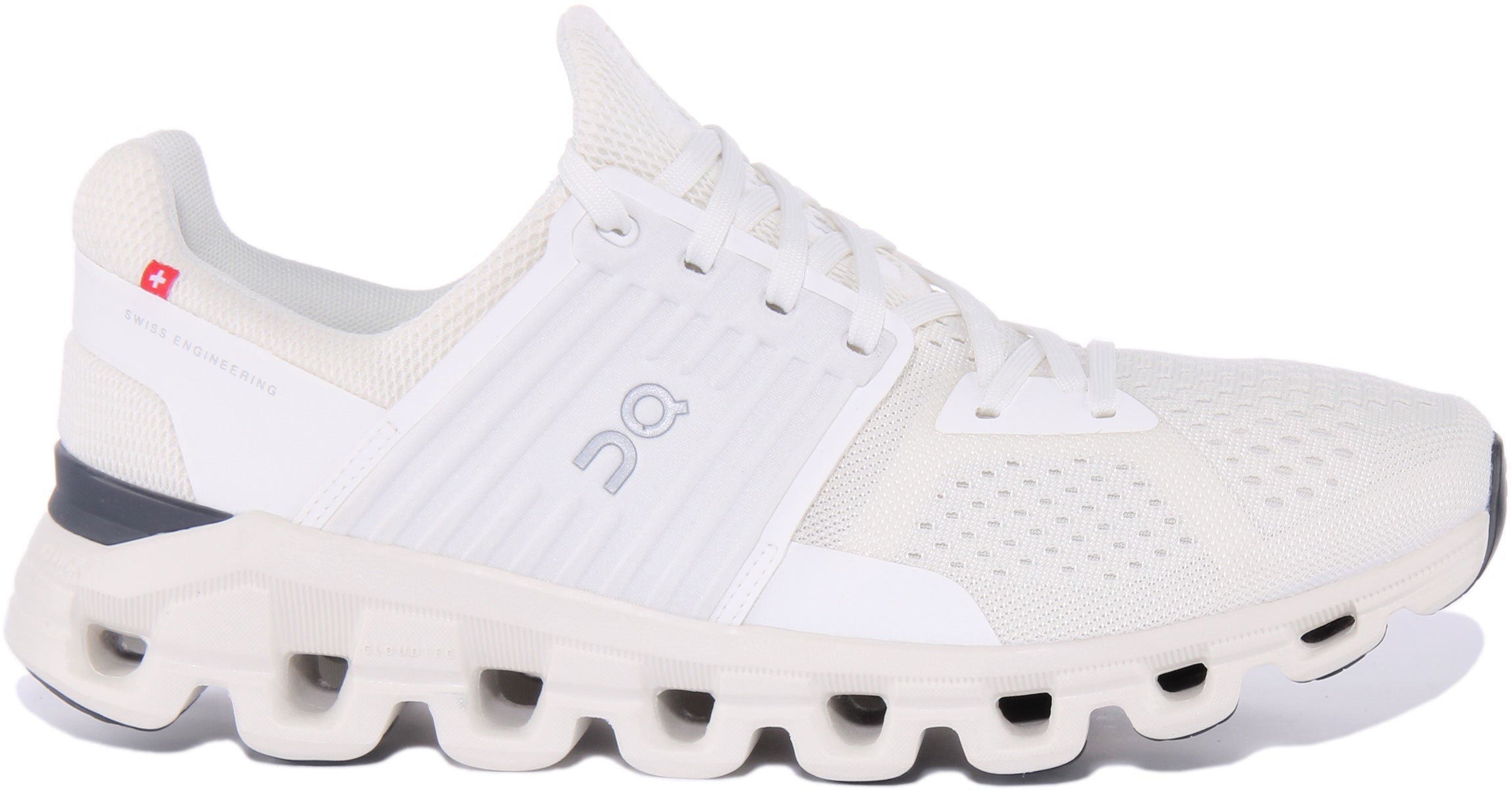 On Running Cloudswift In White For Men