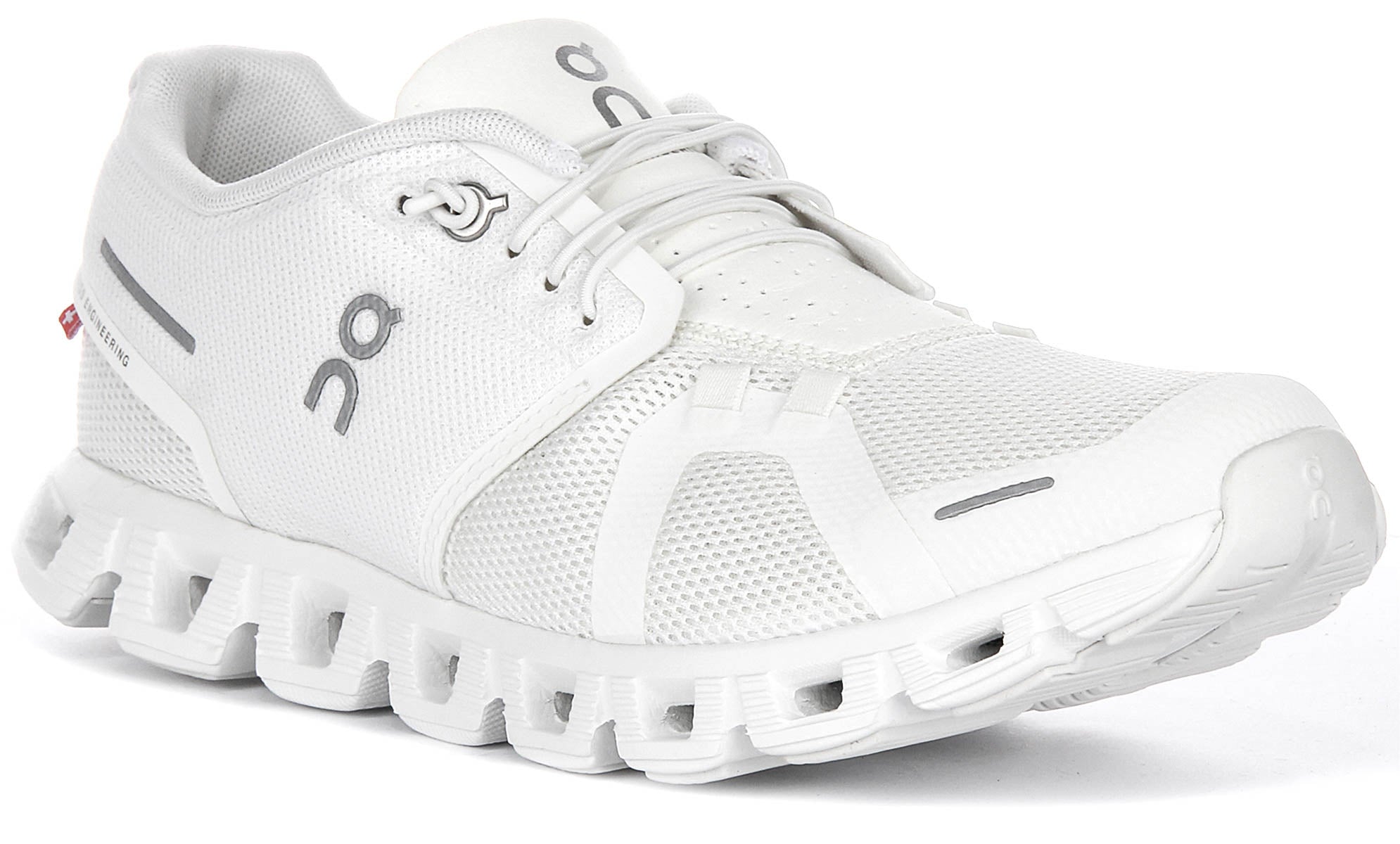 On Running Cloud 5 In White For Women