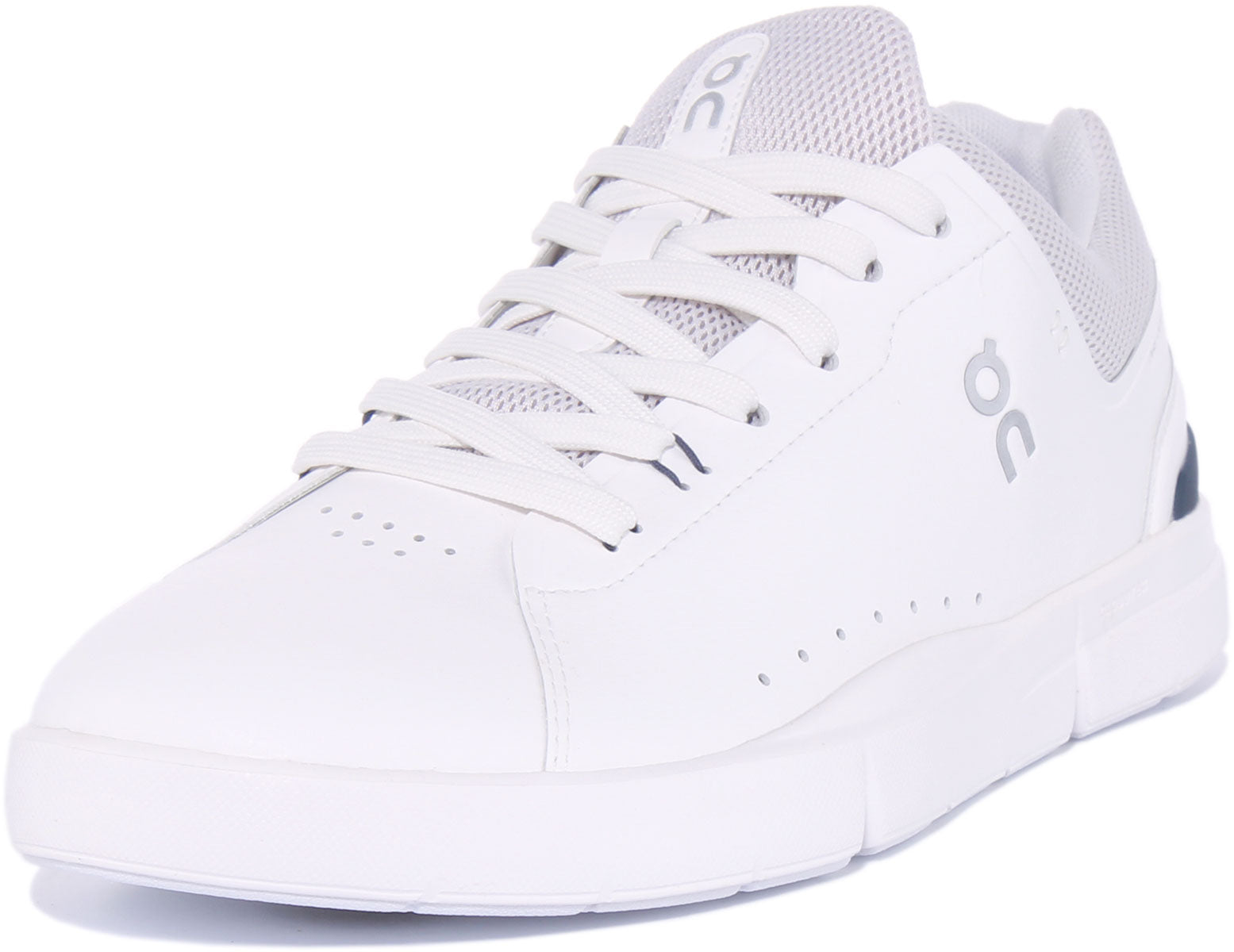 On Running The Roger Advantage In White Navy For Men
