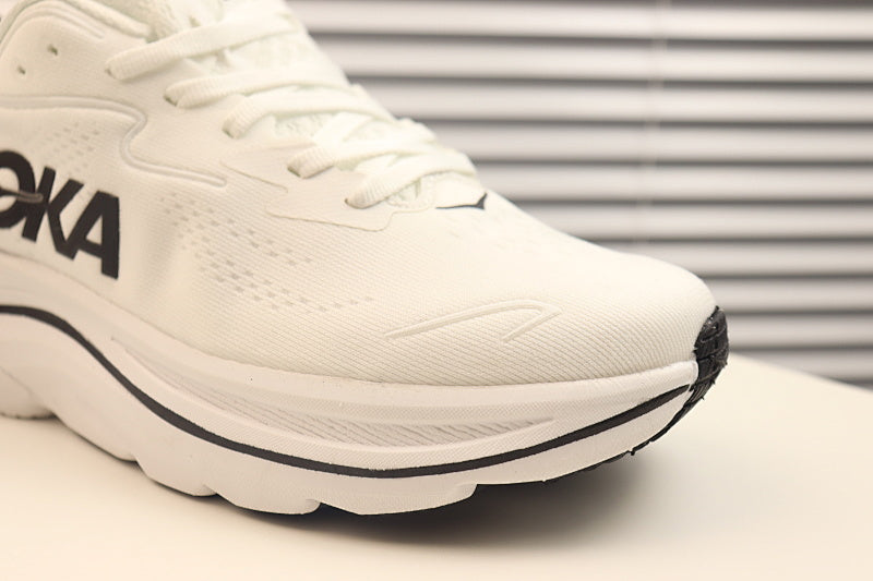 Hoka Clifton 10 Running Shoes - Lightweight Cushioned Trainer