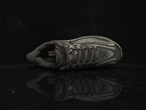 Hoka Clifton 10 Running Shoes - Lightweight Cushioned Trainer