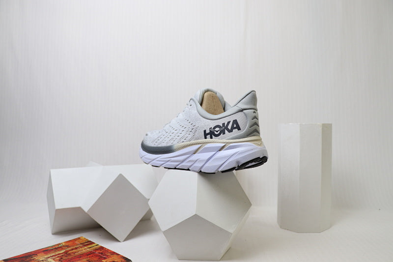 HOKA Clifton 8 Running Shoes