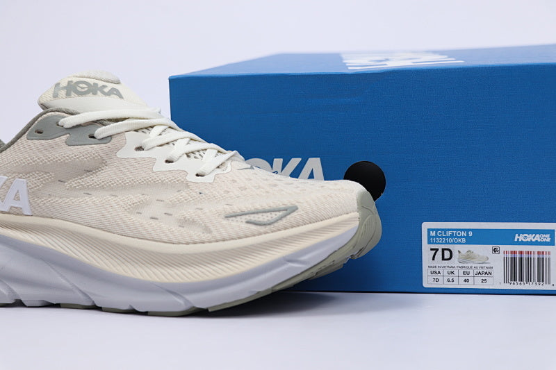 HOKA Clifton 9 Running Shoes