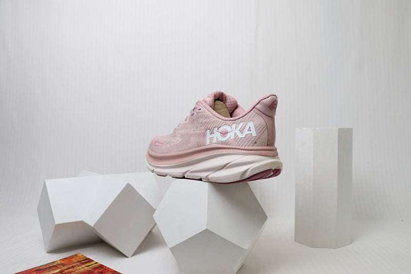HOKA Clifton 9 Running Shoes