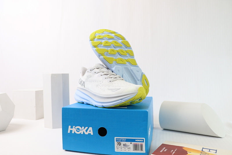 HOKA Clifton 9 Running Shoes