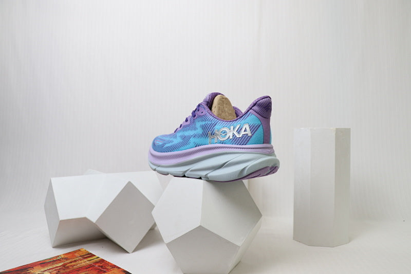 HOKA Clifton 9 Running Shoes