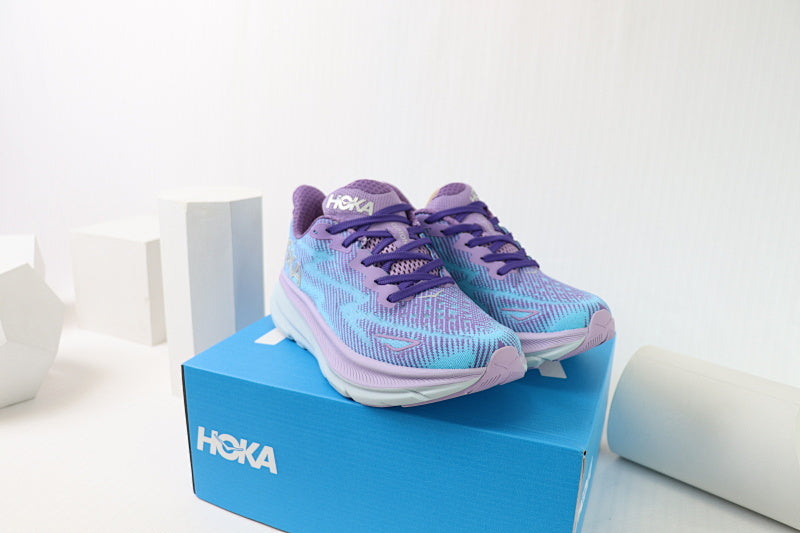 HOKA Clifton 9 Running Shoes