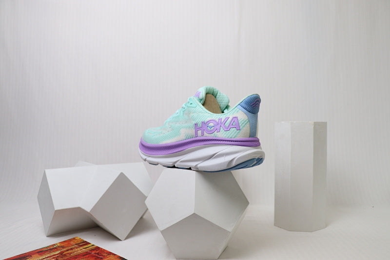 HOKA Clifton 9 Running Shoes