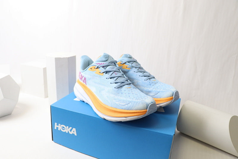 HOKA Clifton 9 Running Shoes