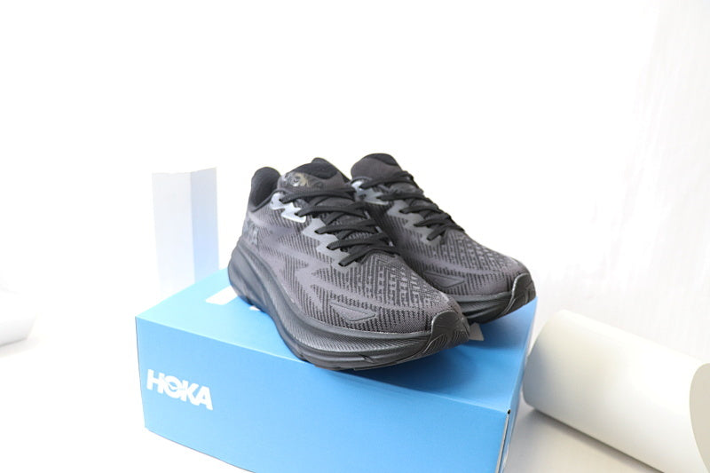 HOKA Clifton 9 Running Shoes