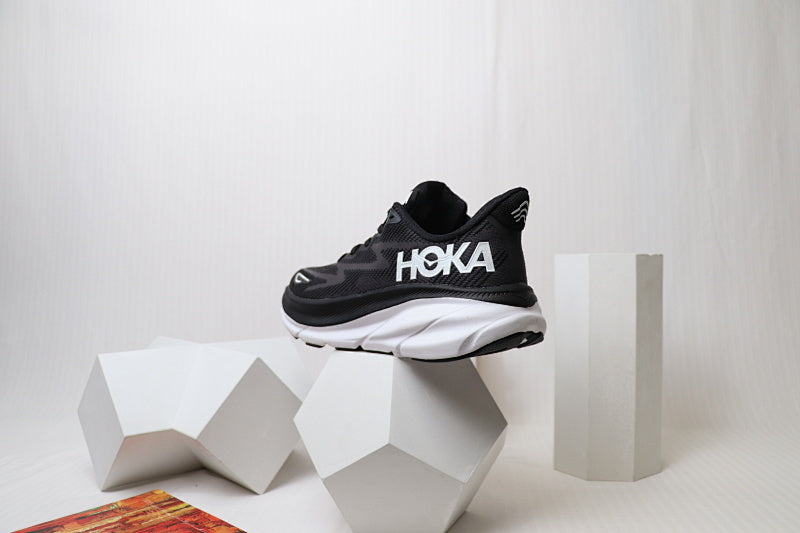 HOKA Clifton 9 Running Shoes