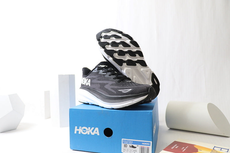 HOKA Clifton 9 Running Shoes