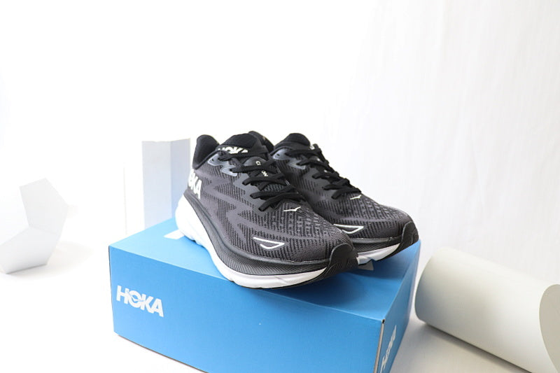 HOKA Clifton 9 Running Shoes