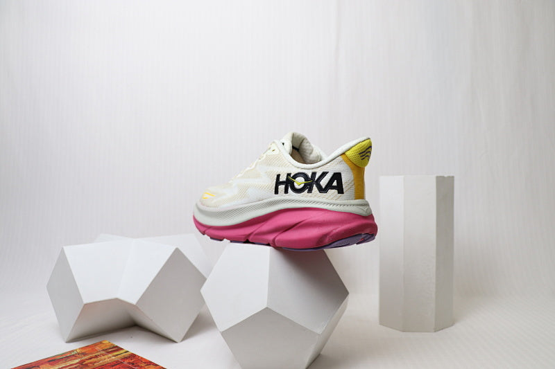 HOKA Clifton 9 Running Shoes