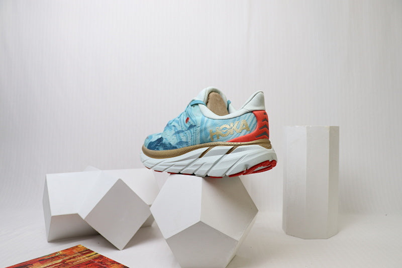 HOKA Clifton 8 Running Shoes