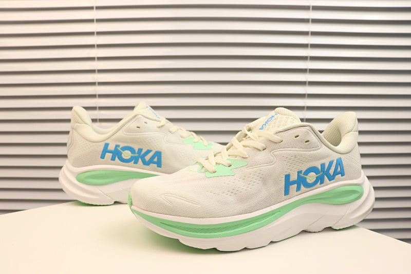 Hoka Clifton 10 Running Shoes - Lightweight Cushioned Trainer
