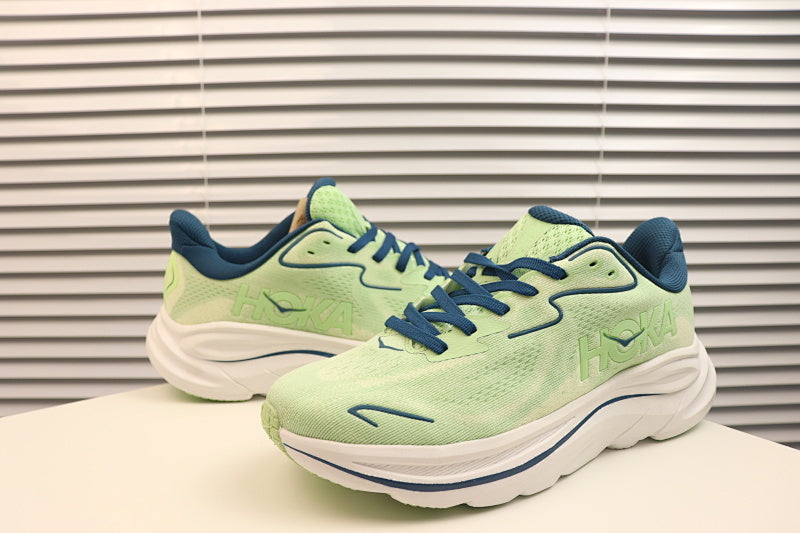 Hoka Clifton 10 Running Shoes - Lightweight Cushioned Trainer