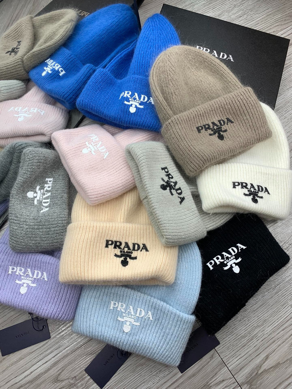 BEANIE HAT IN DOLPHIN GRAY WOOL 108750