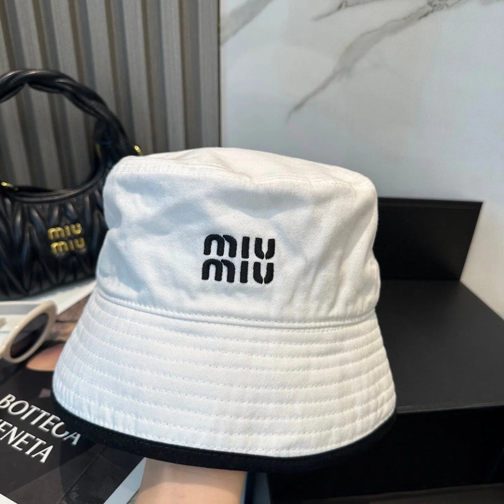 Miumiu Embroidered Two-tone Bucket Hat 229381