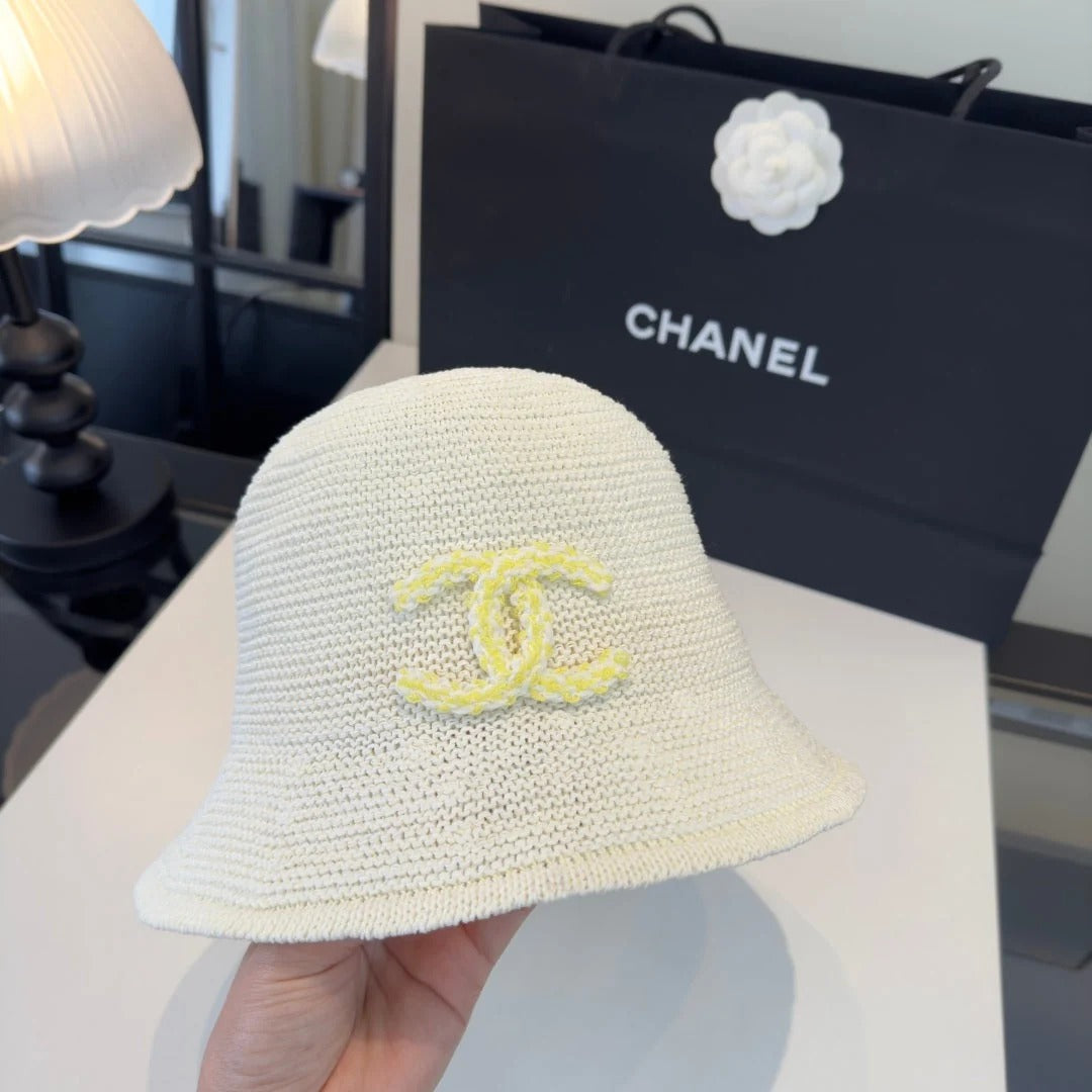 CC Knitted Bucket Hat 380655