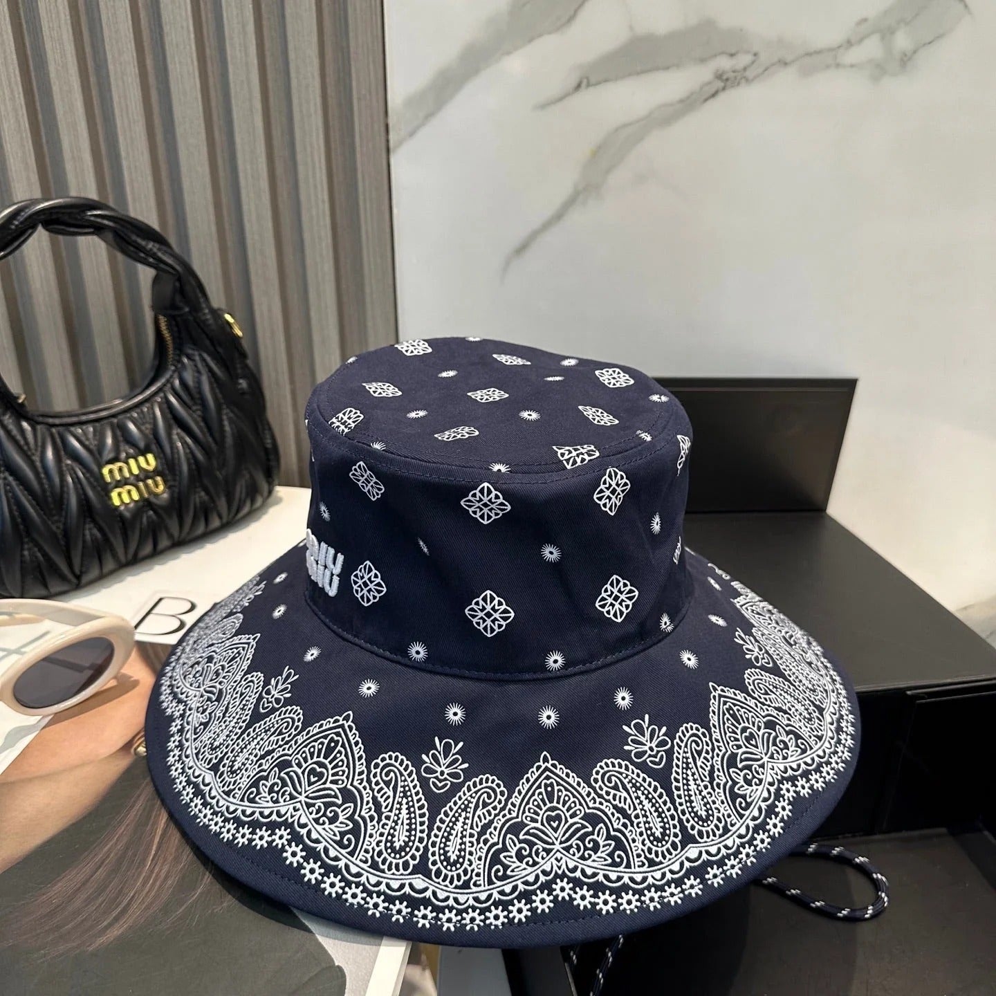 Miumiu Bandana Pattern And Embroidered Logo Wide-brimmed Hat 229395