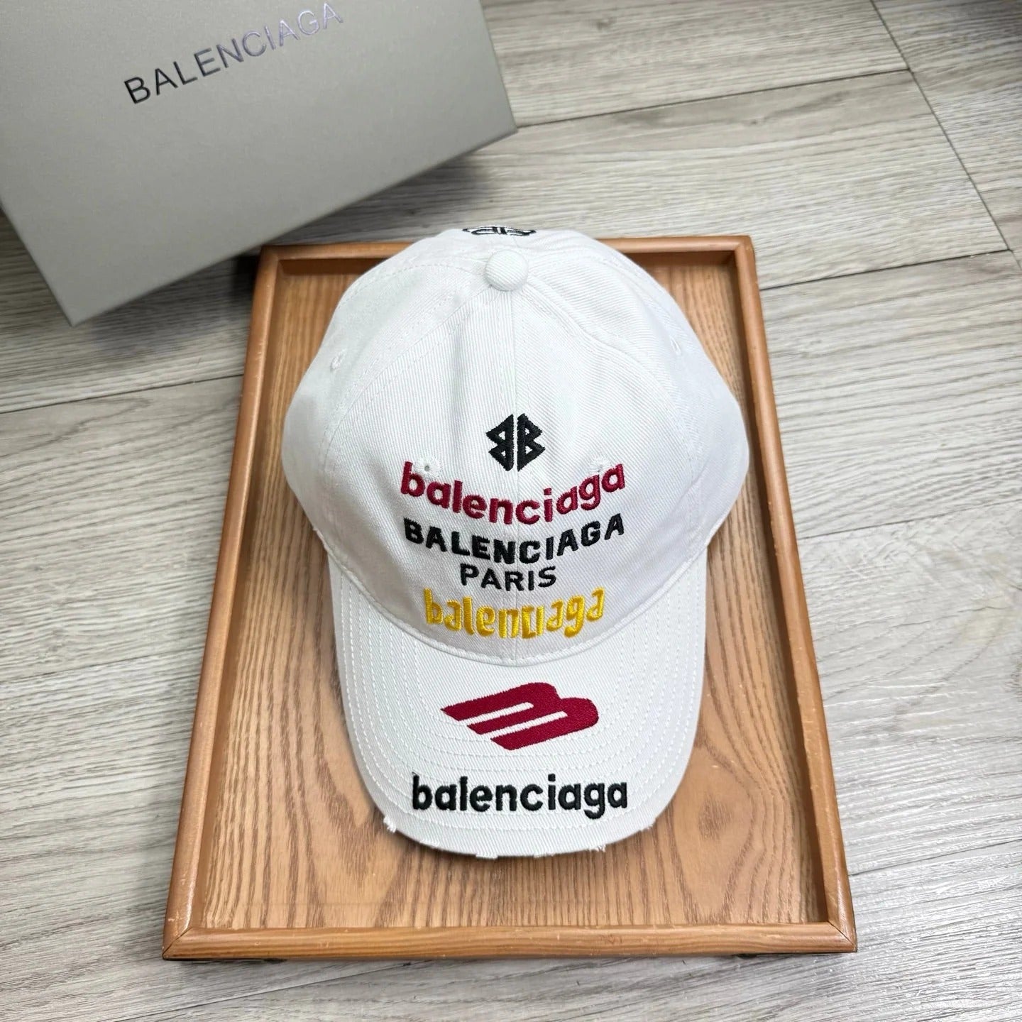 Balenciaga Multi-colored Embroidered Logo Baseball Cap 240579