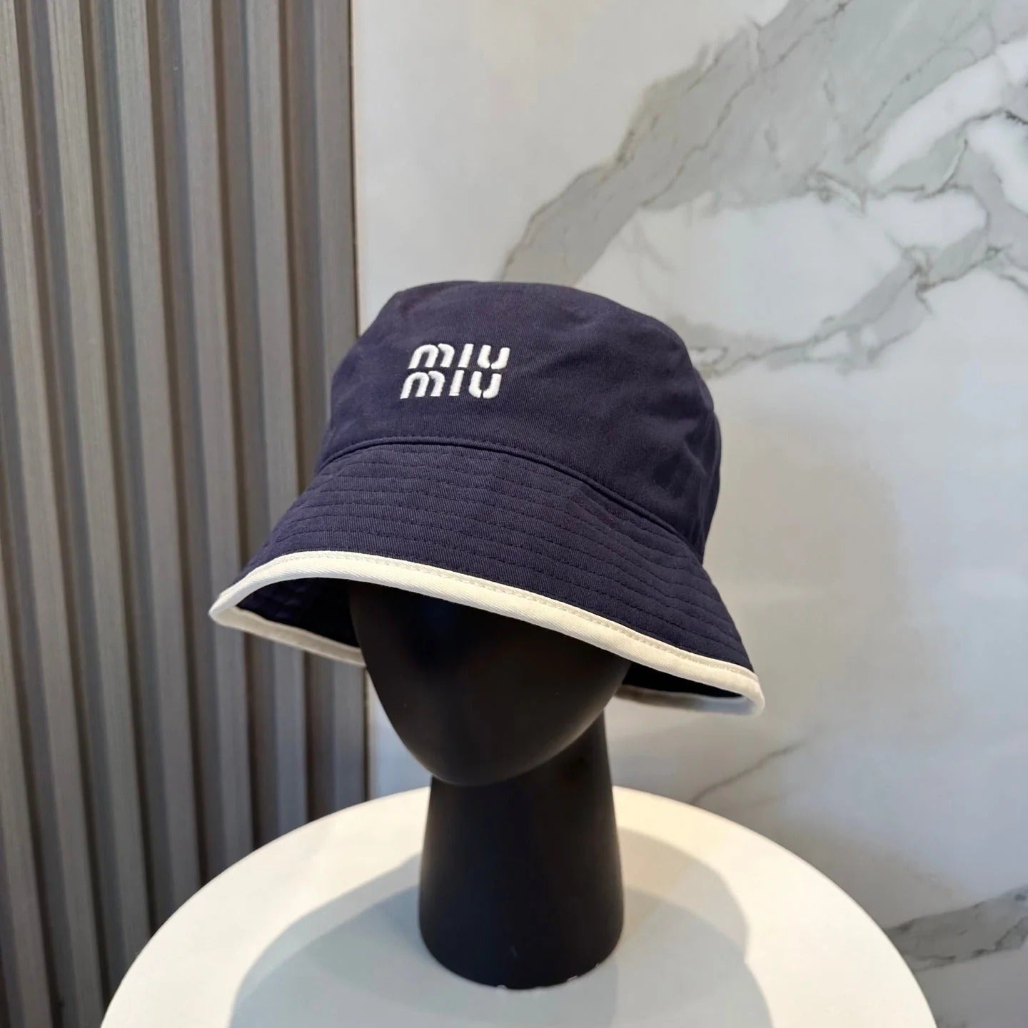 Miumiu Embroidered Two-tone Bucket Hat 229381
