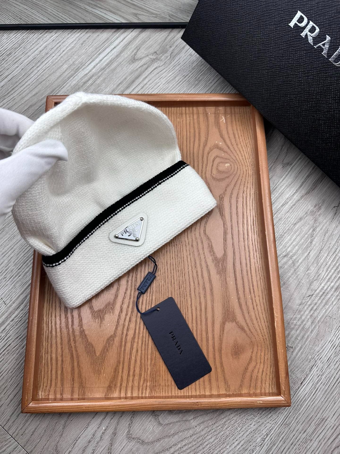 BEANIE HAT IN WHITE WOOL 349649