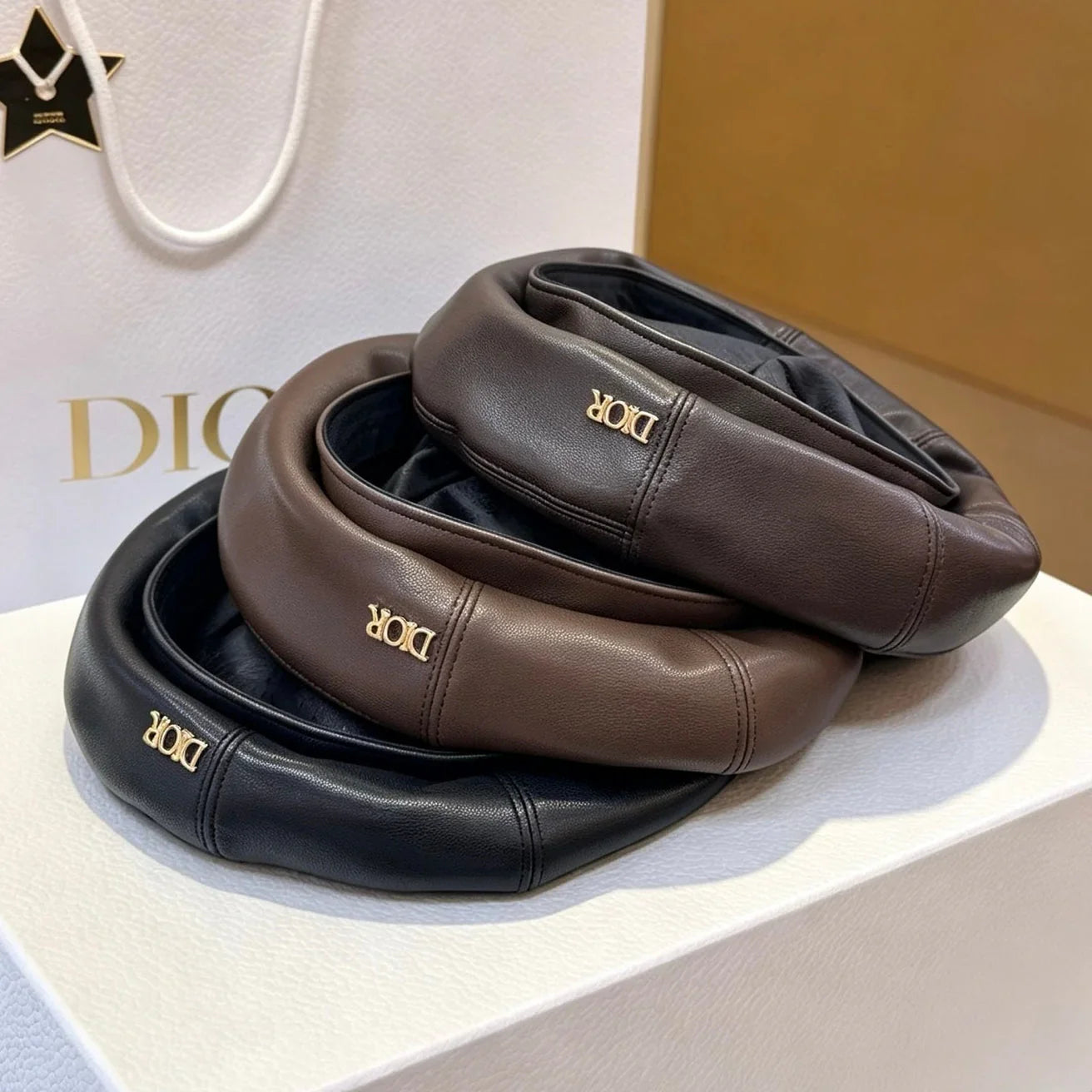 CD Beret Leather 212928