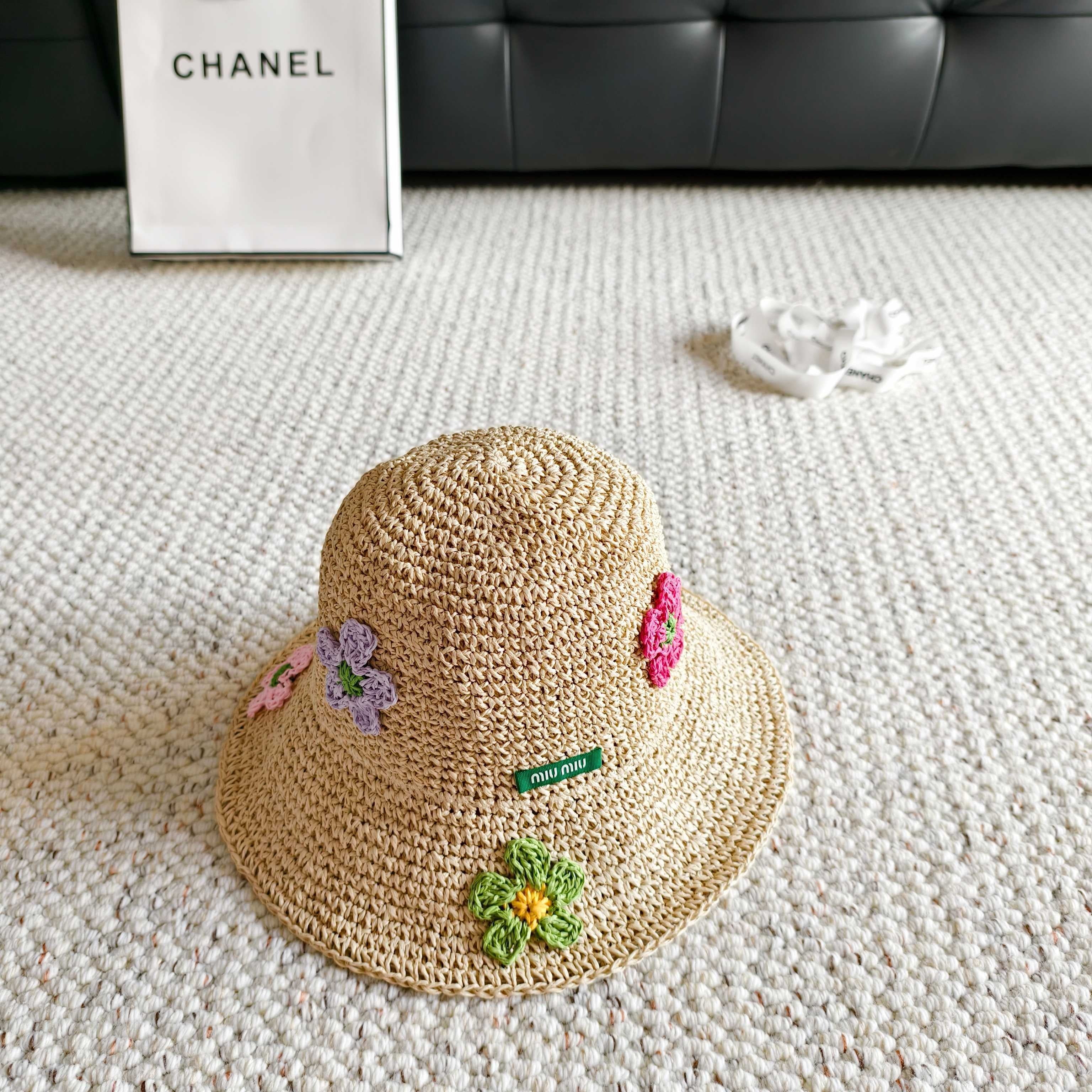Miu Multicolor Flower Straw Bucket Hat 322156