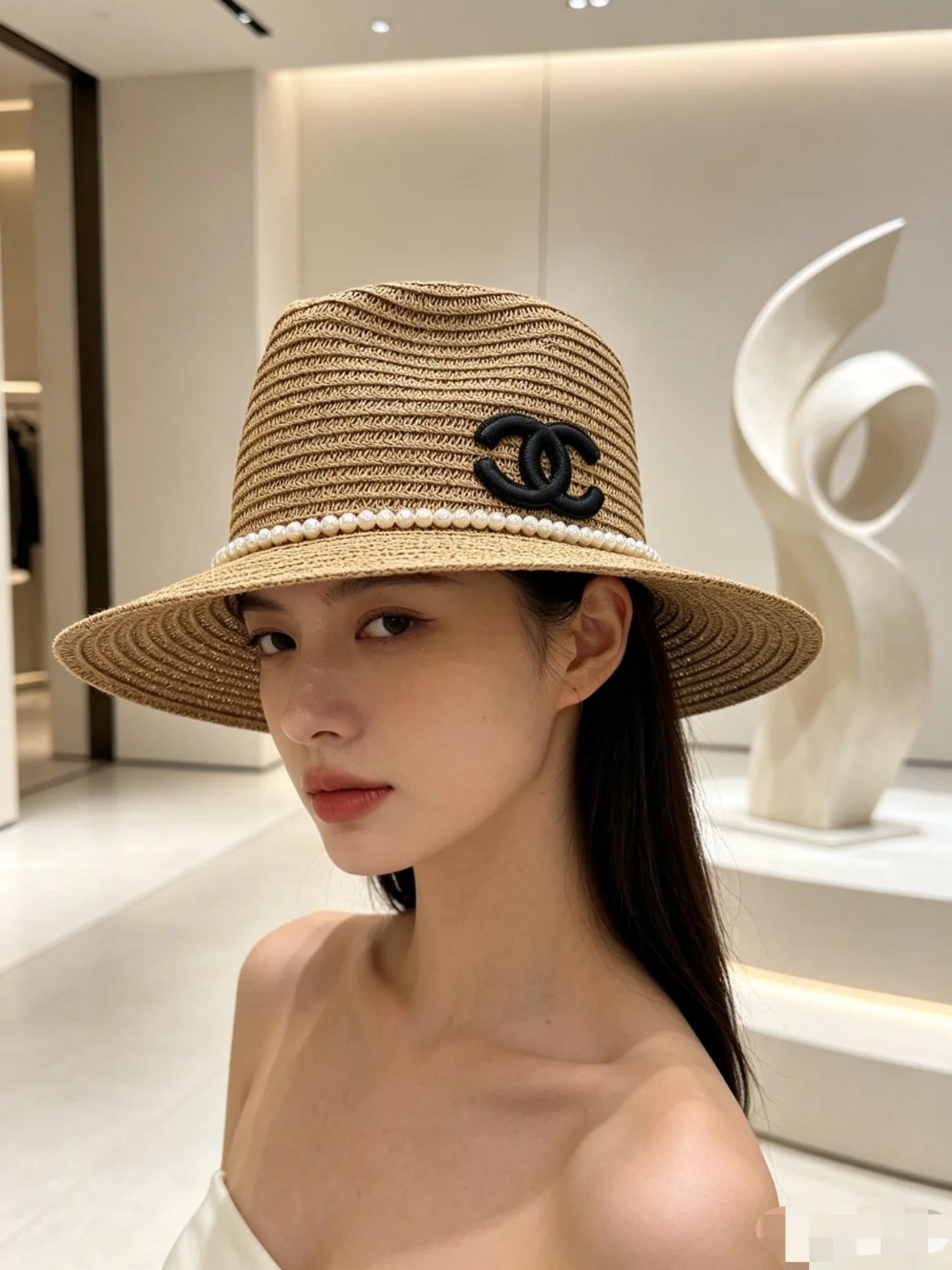 CC Straw Hat With Pearl and Logo 280796