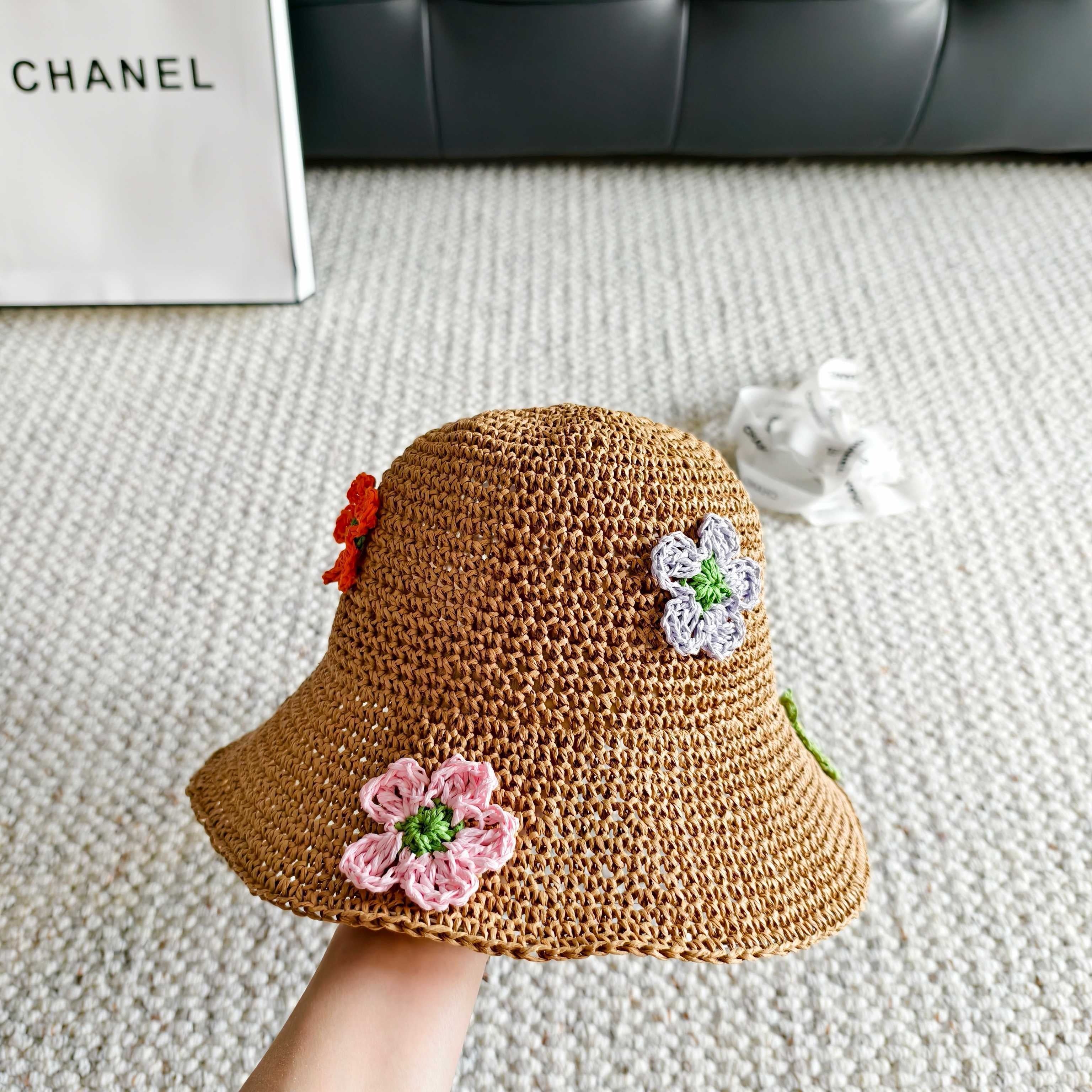 Miu Multicolor Flower Straw Bucket Hat 322156