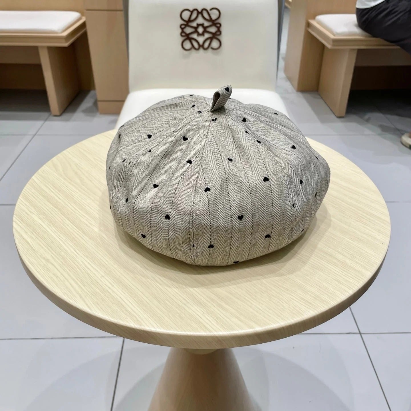 BERET HAT POLKA DOT GREIGE 672670