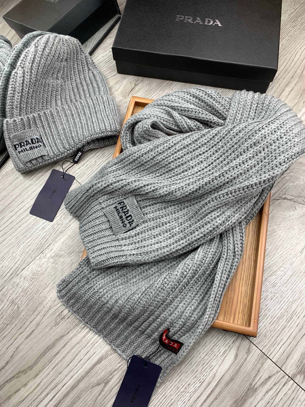 SET SCARF AND HAT IN PALE GRAY WOOL AND RABBIT FUR 388992