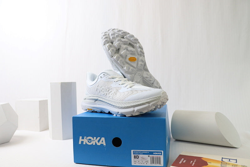 HOKA Mafate Speed 4 Lite Trail Running Shoe