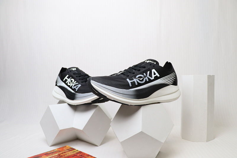 HOKA Rocket Carbon Racing Shoes - Performance Super Shoe