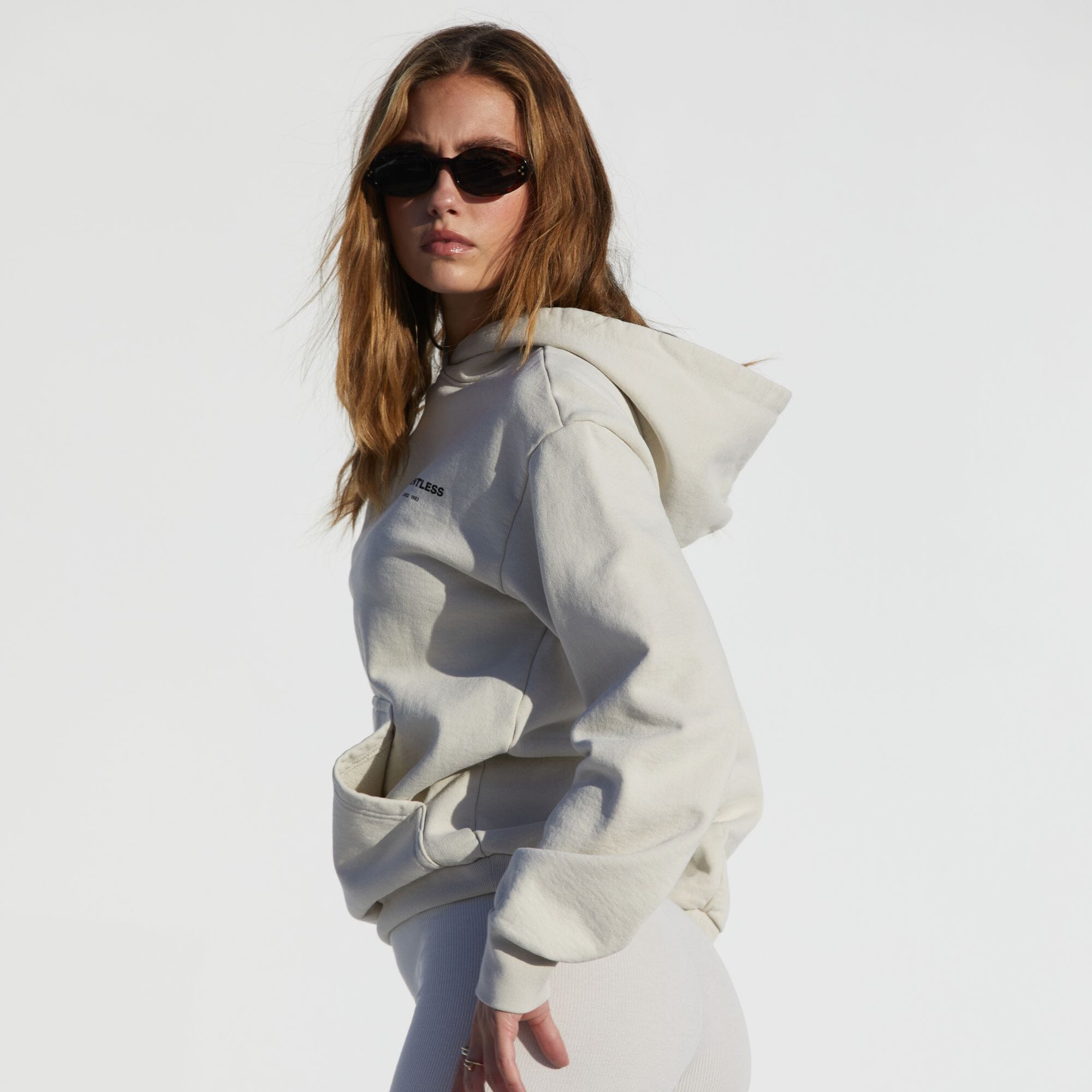 WOMENS CIRCLE LOGO HOODIE